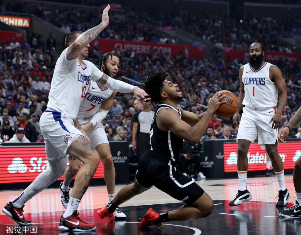 高高跃起 高高跃起