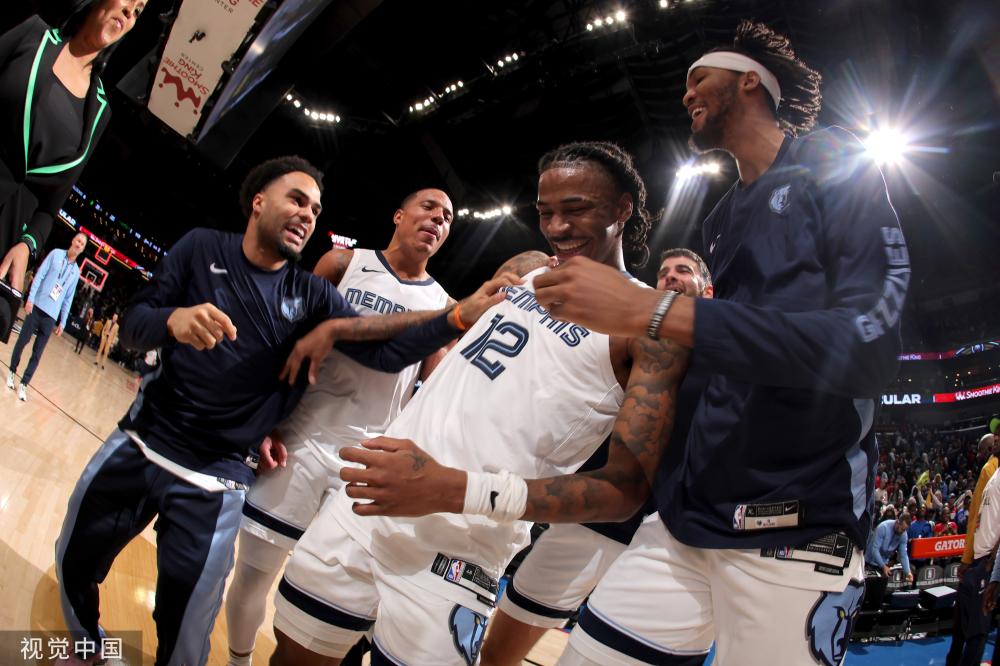 给予黄潜更 给予黄潜更